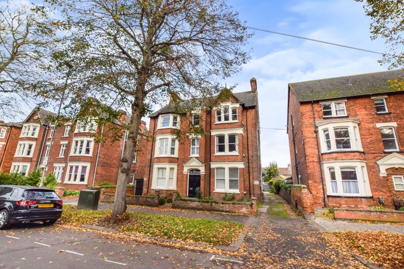 2 bed flat for sale in The Mayfair, Bushmead Avenue, Castle Quarter