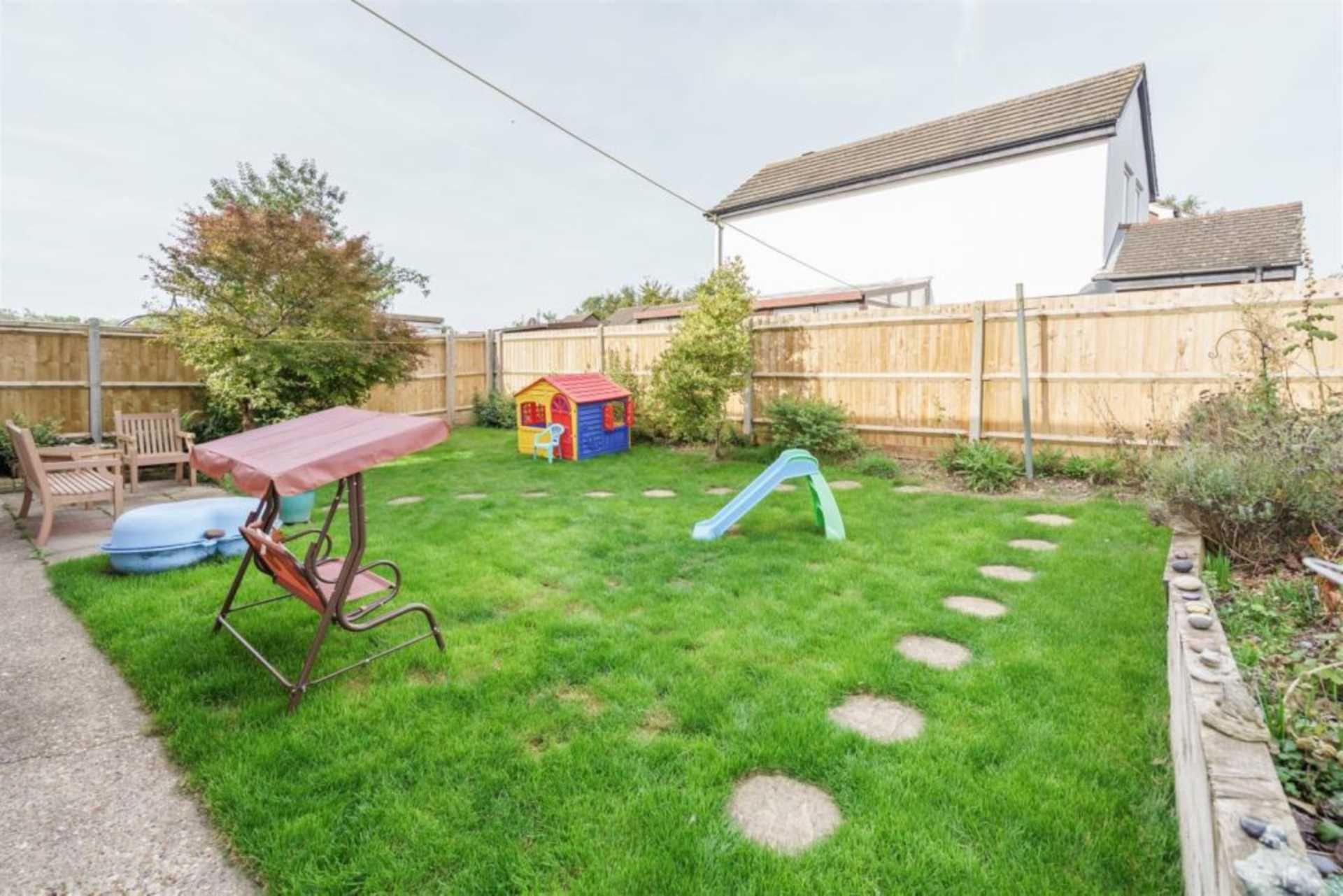 4 bed detached house for sale in Mill Road, Stokenchurch HP14 Zoopla