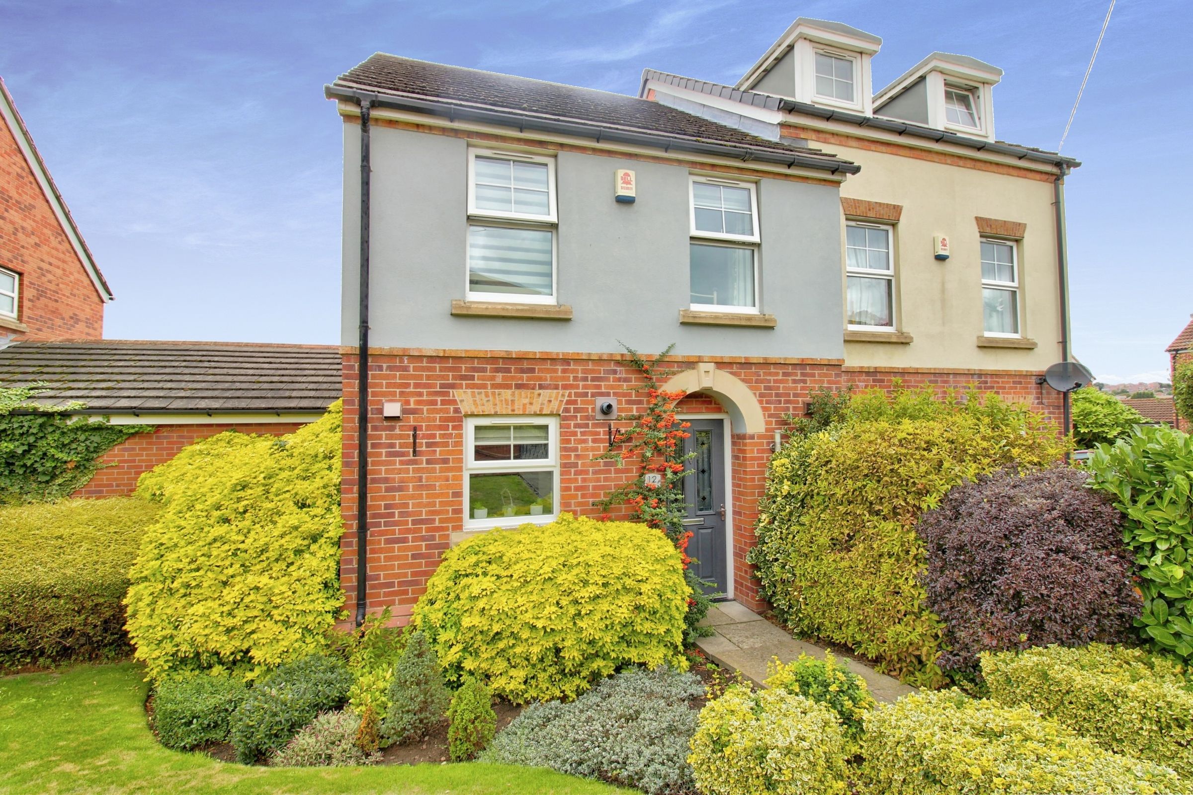 3 bed semidetached house for sale in St. Lukes Road, Grimethorpe