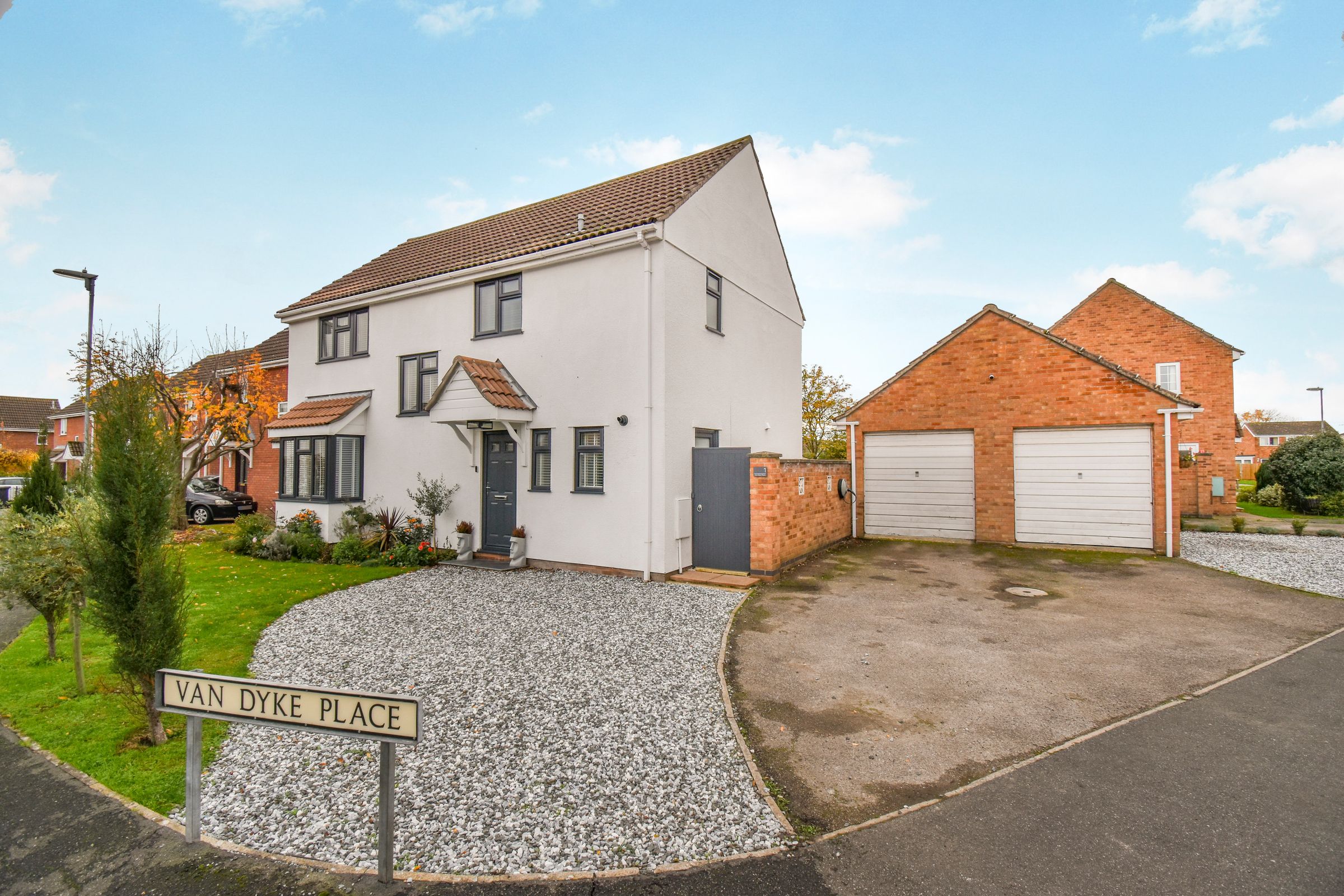 4 bed detached house for sale in Van Dyke Place, St. Ives, Huntingdon