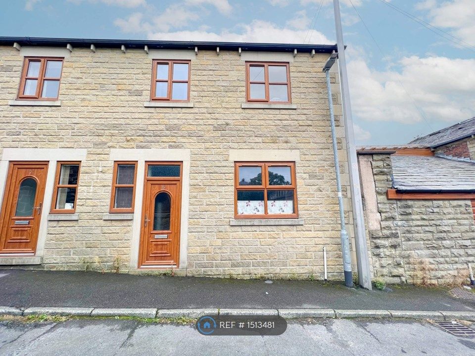 3 bed semidetached house to rent in Ashworth Street, Waterfoot