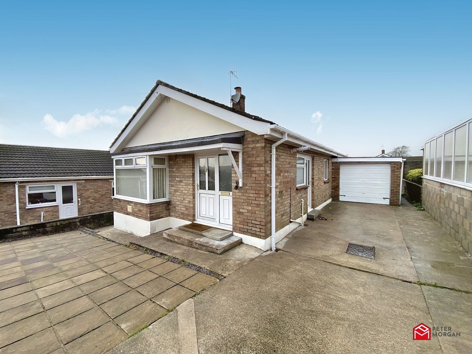 3 bed detached bungalow for sale in South View, Kenfig Hill, Bridgend