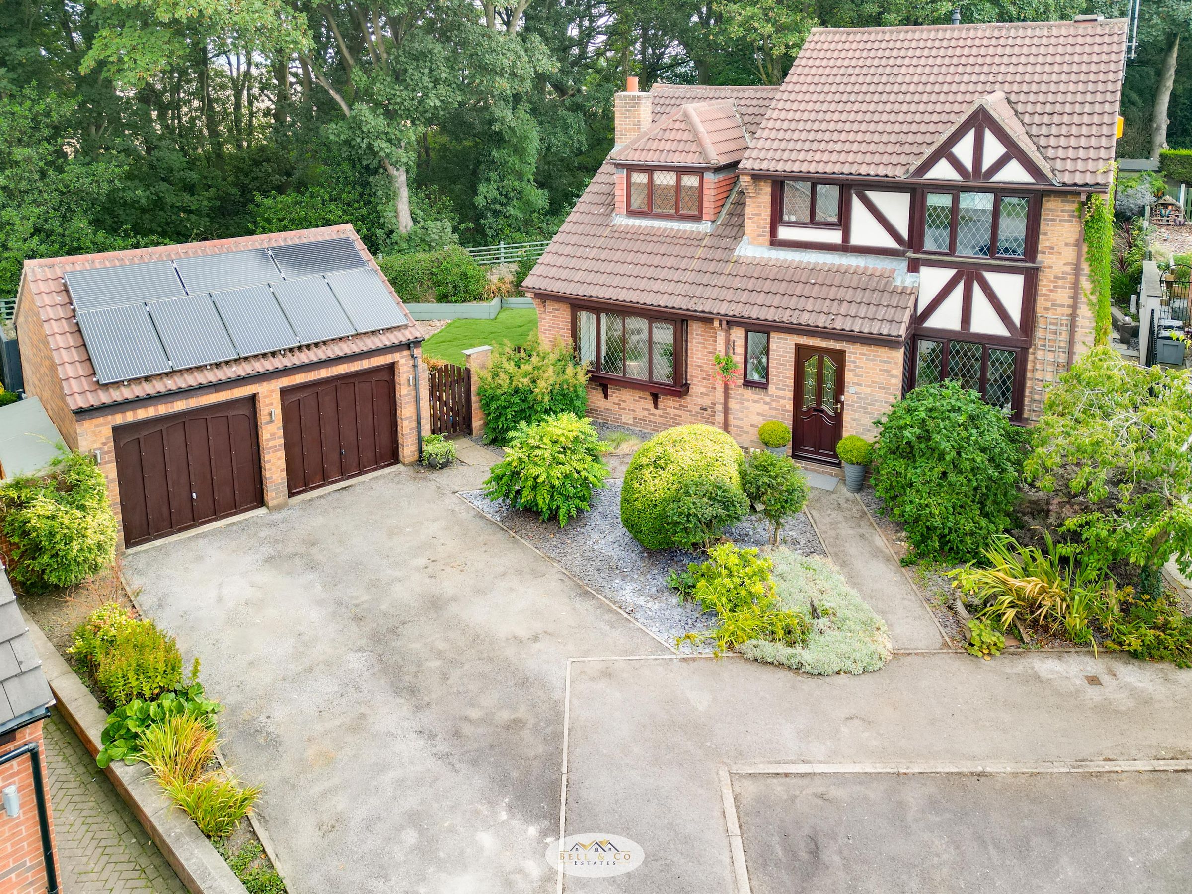 4 bed detached house for sale in Rectory Gardens, Todwick, Sheffield