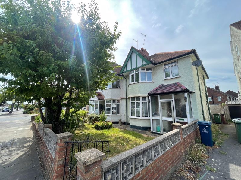 3 bed semidetached house for sale in Camrose Avenue, Edgware HA8 Zoopla