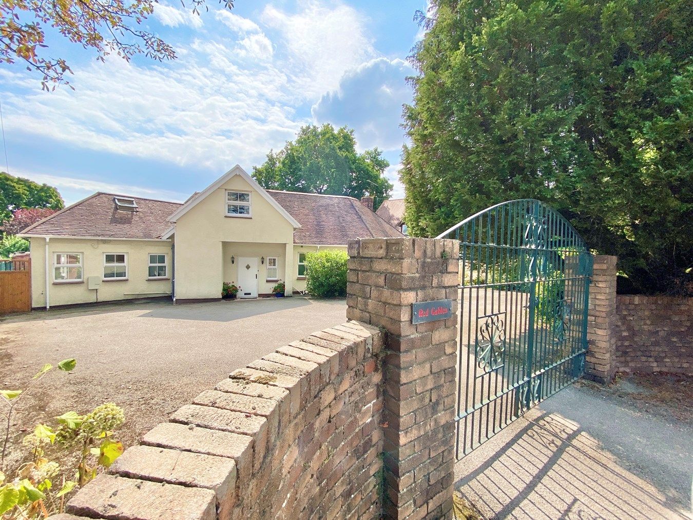 6 bed detached house for sale in Pentre Lane, Llantarnam, Cwmbran NP44