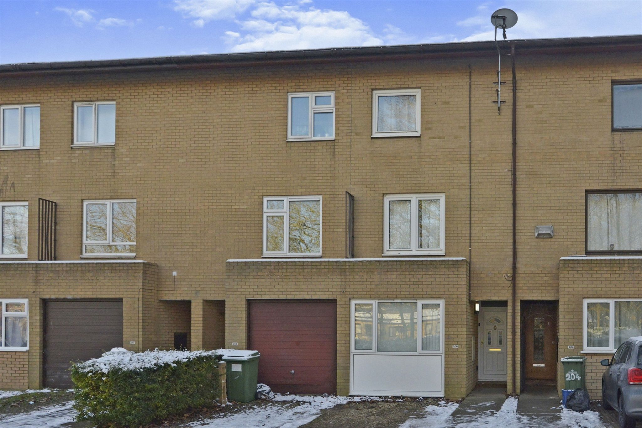 5 bed terraced house for sale in Fishermead Boulevard, Fishermead