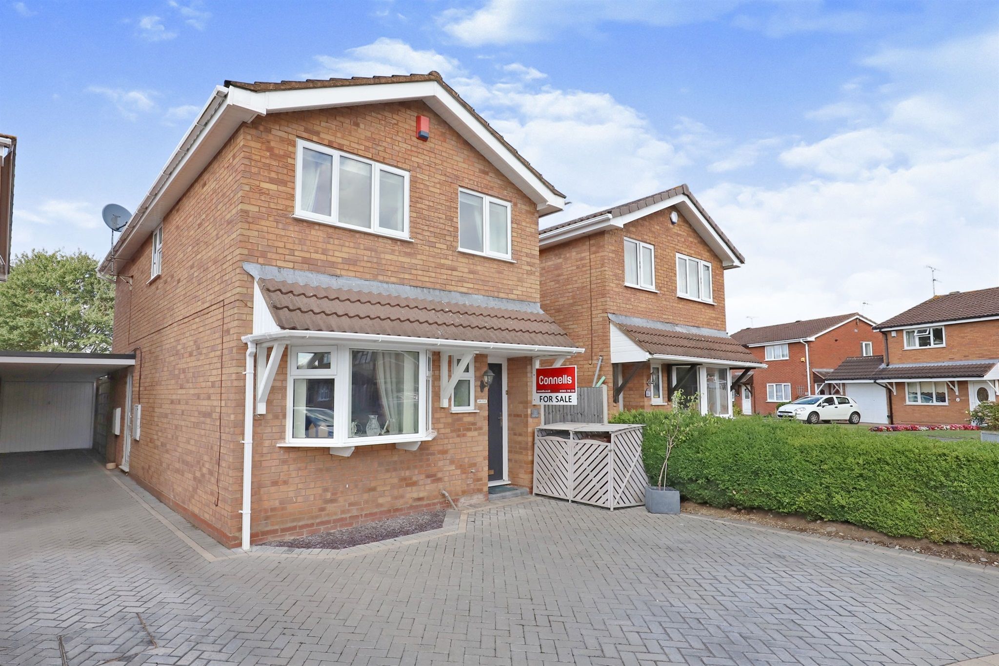 3 bed detached house for sale in Leybourne Crescent, Pendeford