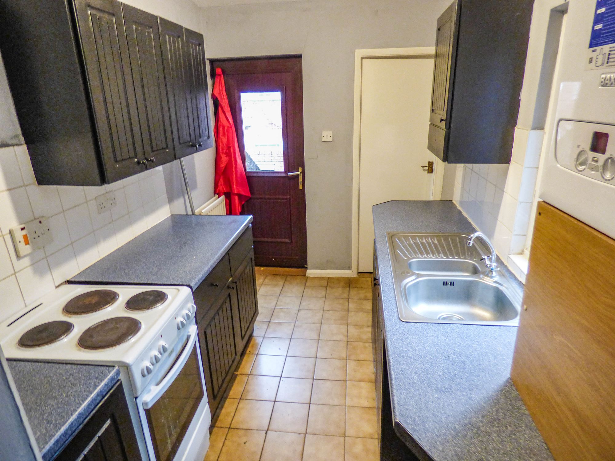 3 bed flat to rent in Axwell Terrace, Swalwell, Newcastle Upon Tyne
