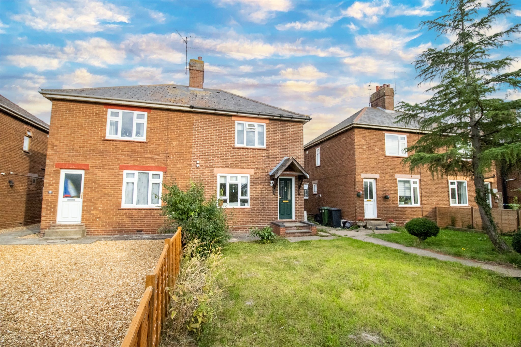 3 bed semidetached house for sale in Herne Road, Ramsey, Huntingdon PE26 Zoopla