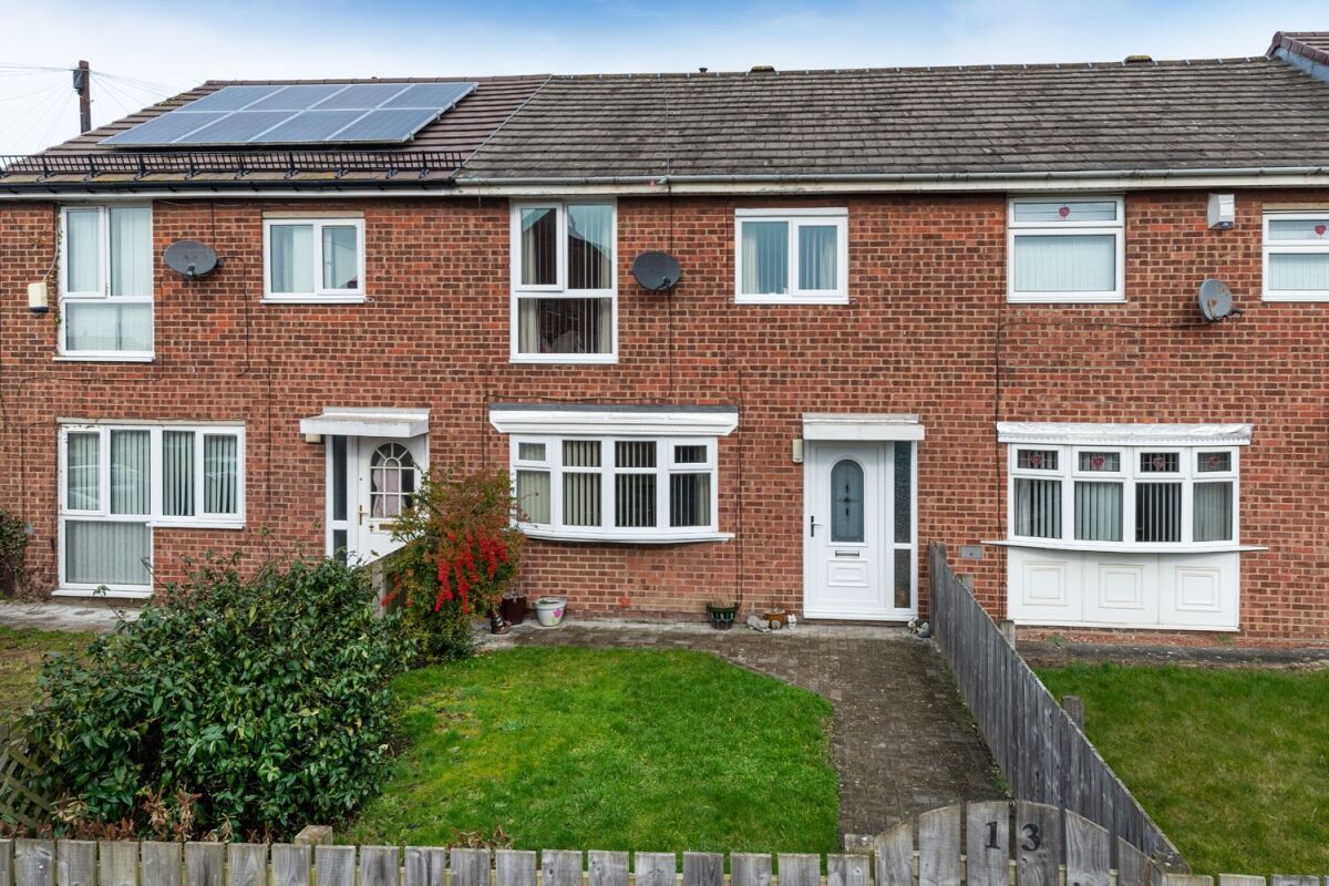 3 bed terraced house for sale in Hartside, Lemington, Newcastle Upon