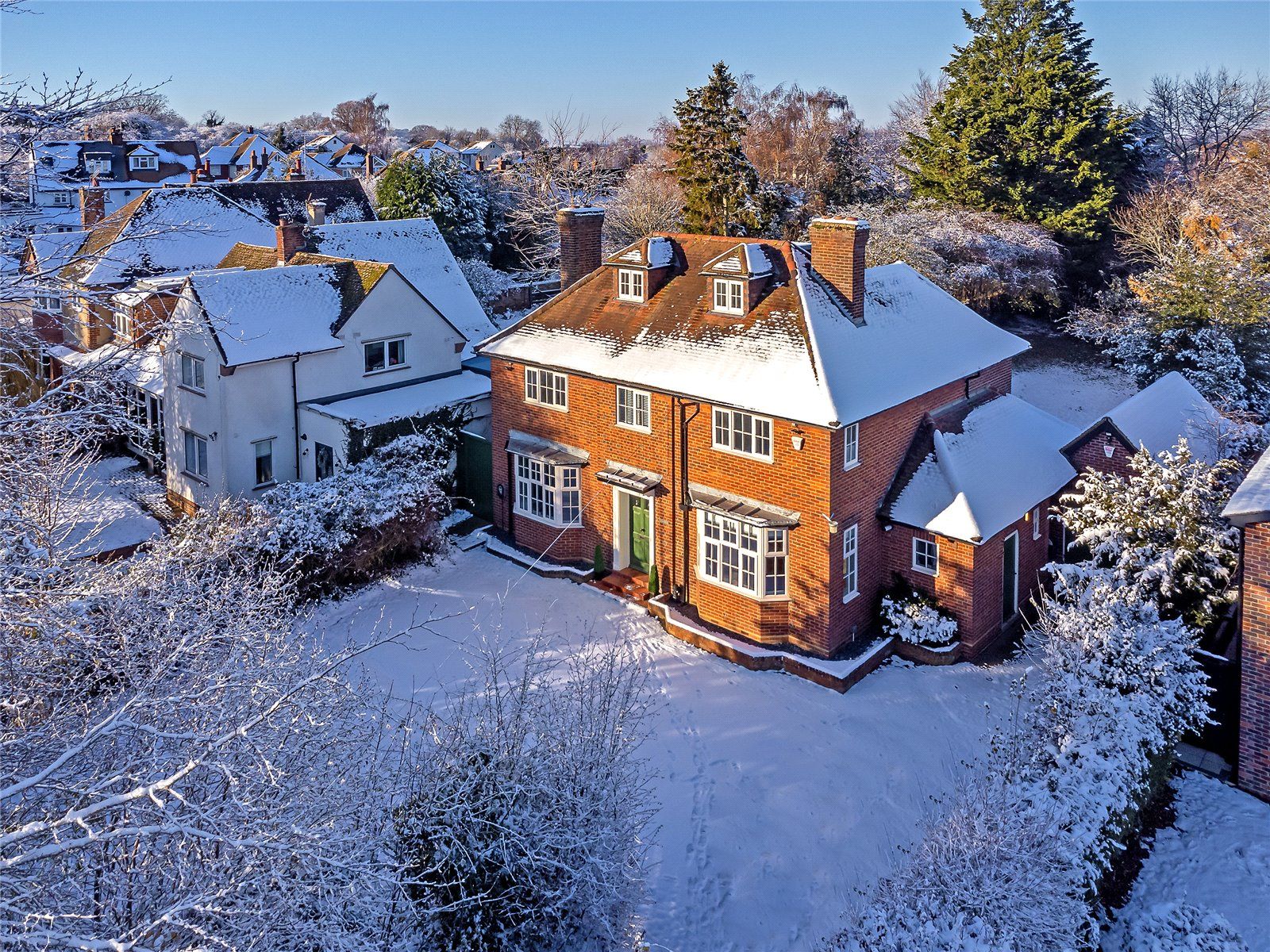 4 bed detached house for sale in Pirton Road, Hitchin, Hertfordshire