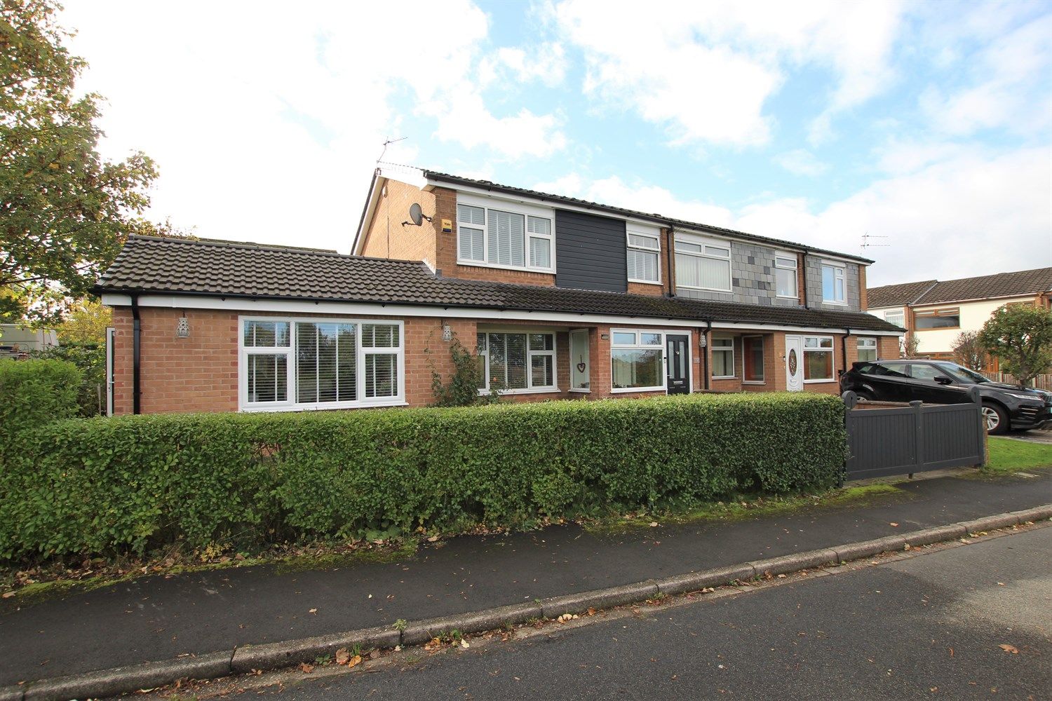 3 bed semidetached house for sale in Tarbolton Crescent, Hale