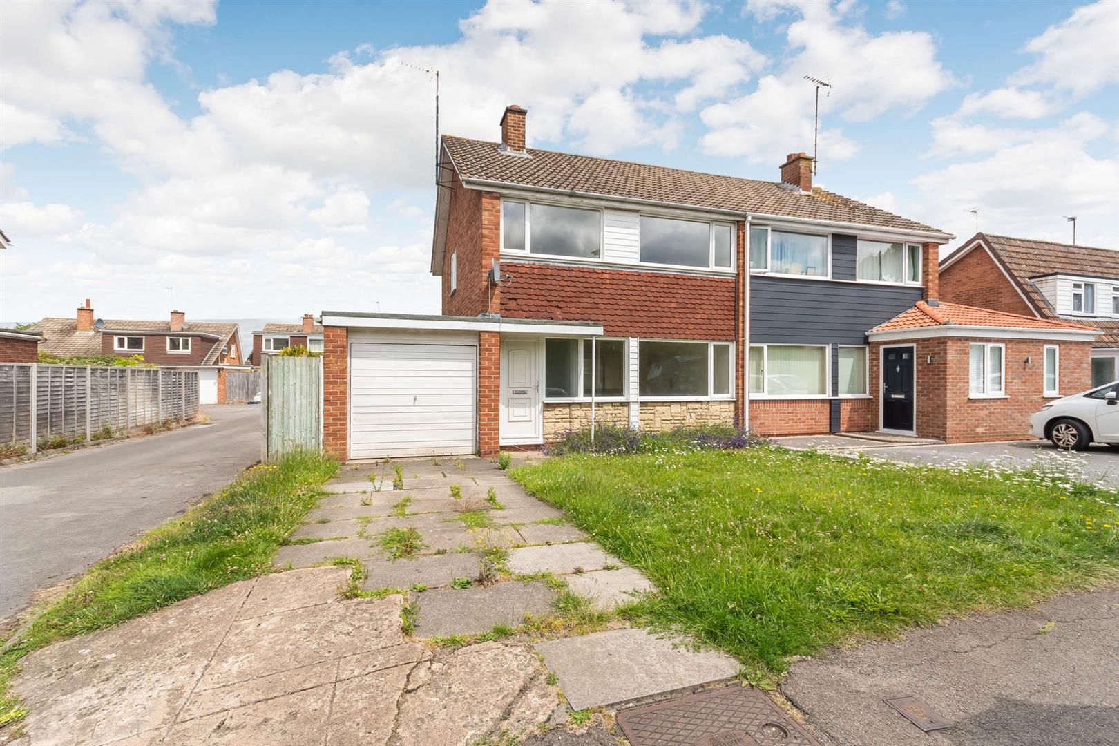 3 bed semidetached house for sale in Greatfield Lane, Up Hatherley