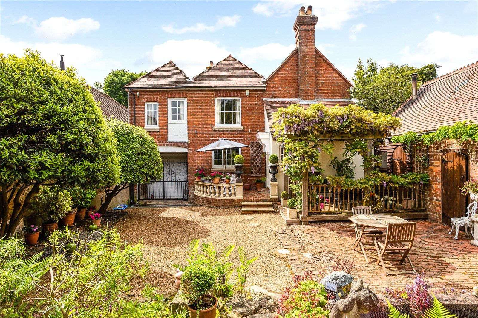 5 bed detached house for sale in Stane Street, Codmore Hill, Pulborough