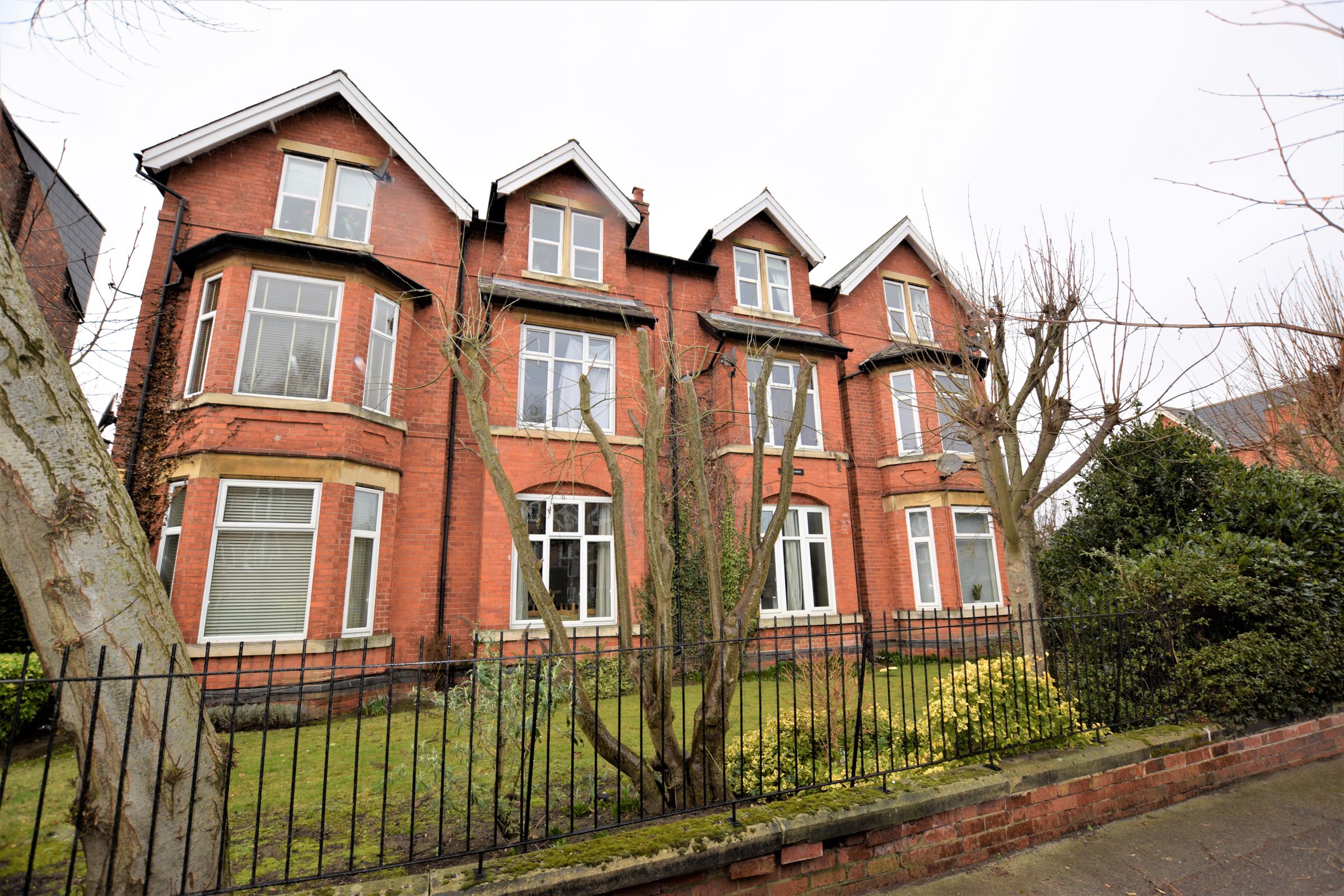 3 bed flat to rent in Musters Road, West Bridgford, Nottingham NG2 Zoopla