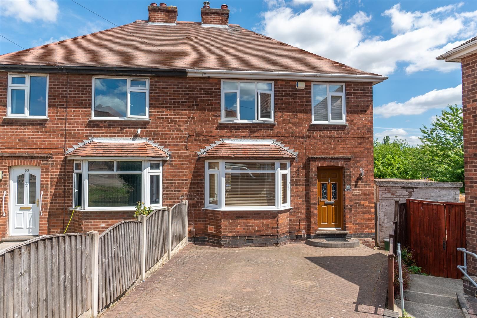 3 bed semidetached house for sale in Marwood Road, Carlton, Nottingham