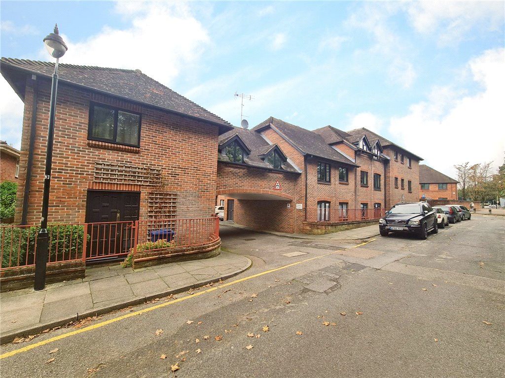 1 bed flat for sale in Abbey Street, Farnham, Surrey GU9 Zoopla