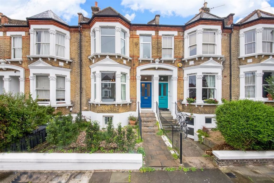 4 bed property to rent in Waller Road, London SE14 Zoopla