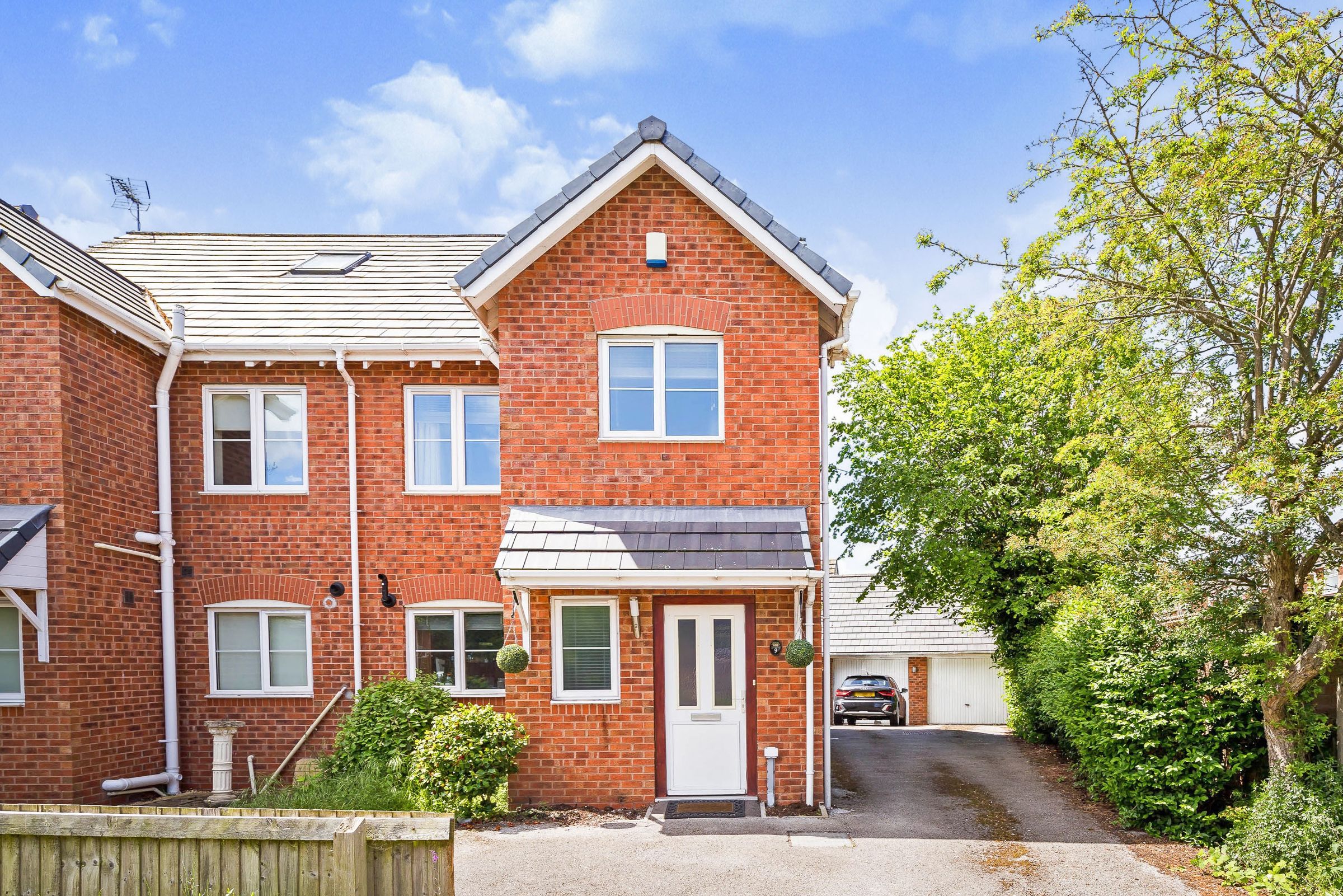 3 bed semidetached house for sale in Jesmond Road, Chester, Cheshire