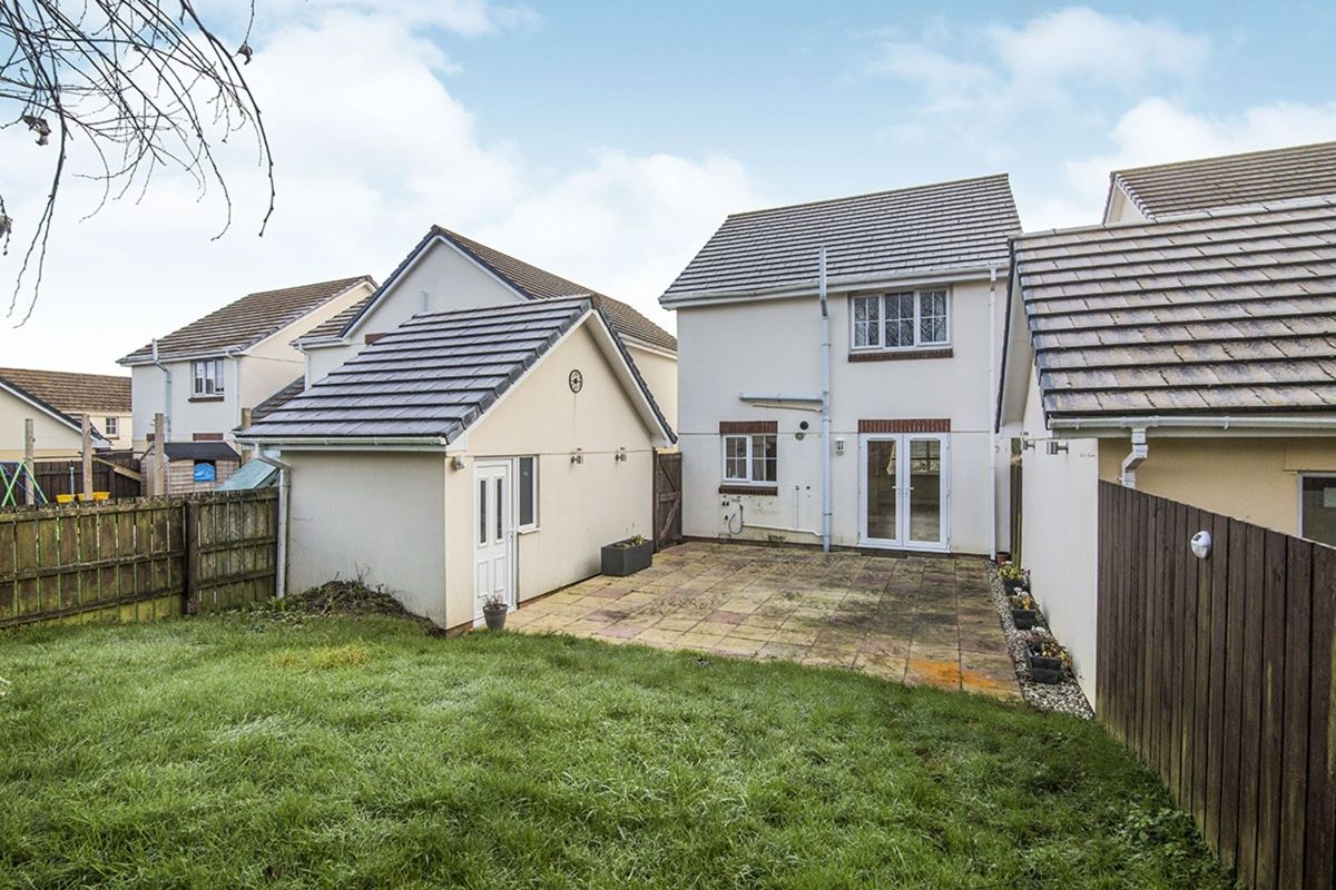3 bed detached house for sale in Eden Way, Penwithick, St. Austell
