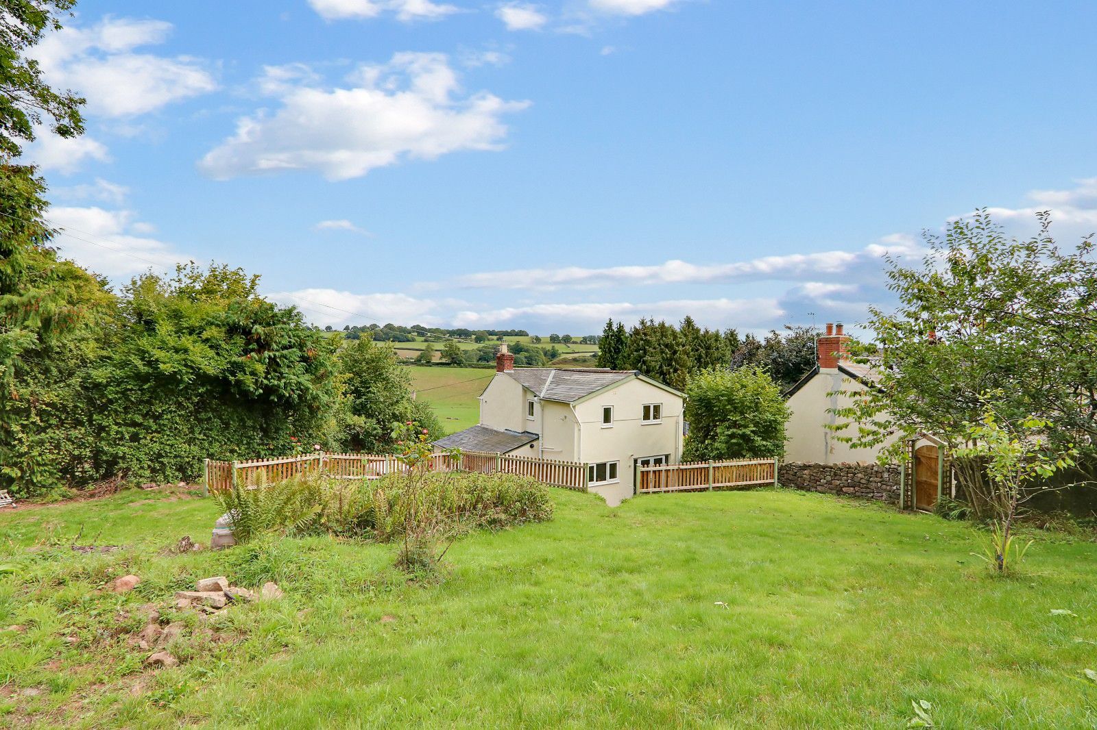 3 bed cottage for sale in Jubilee Road, Mitcheldean, Gloucestershire