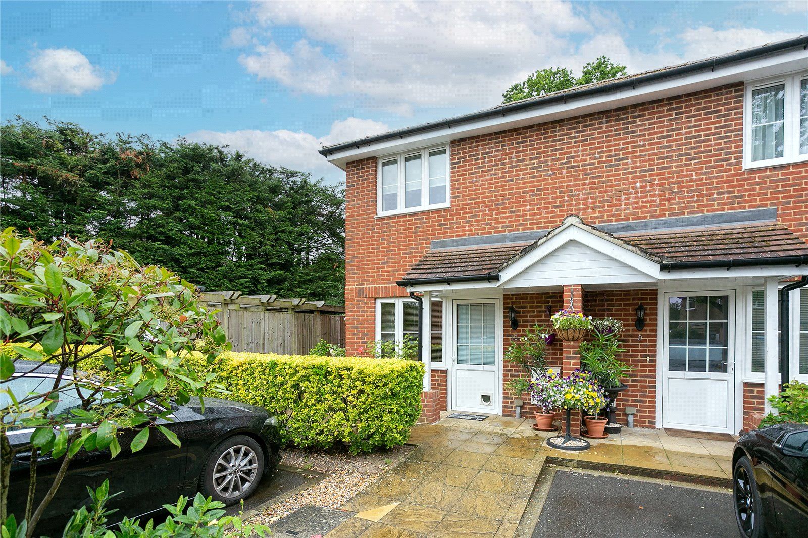 Hollingsworth Mews, Watford, Hertfordshire WD25  