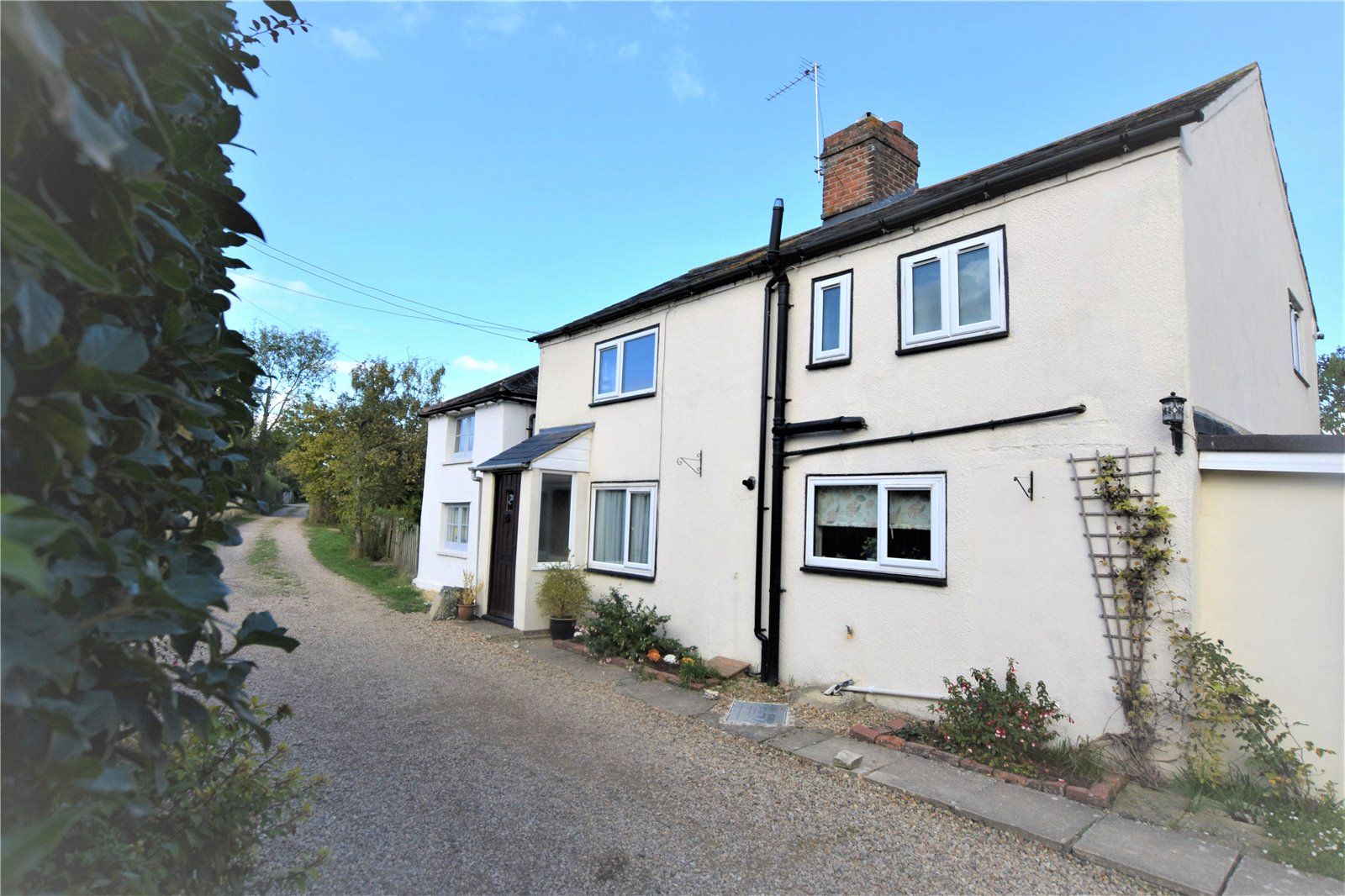 3 bed detached house for sale in Bakers Lane, East Hagbourne, Didcot