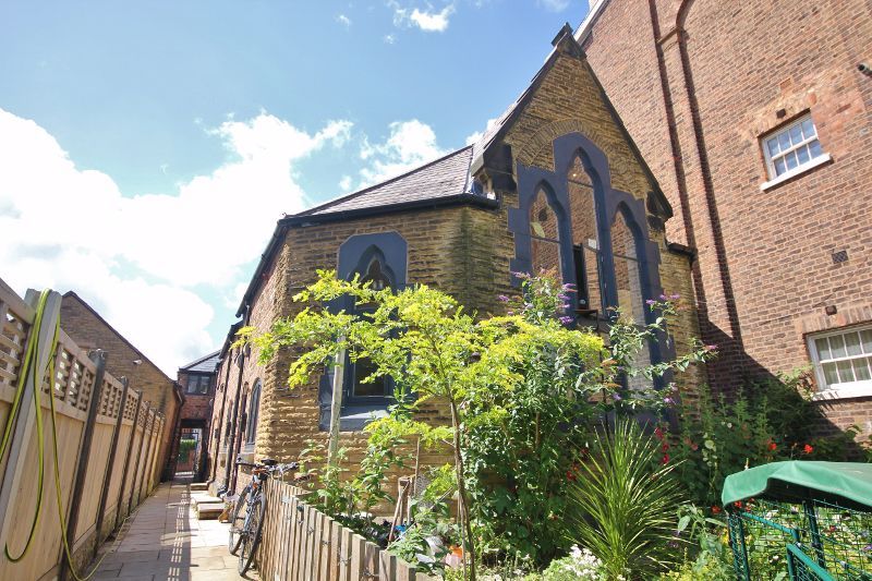 2 bed town house for sale in Belvidere Road, Princes Park, Liverpool L8