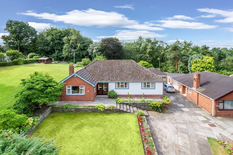 3 bed bungalow for sale in Park Lane, Congleton CW12 Zoopla