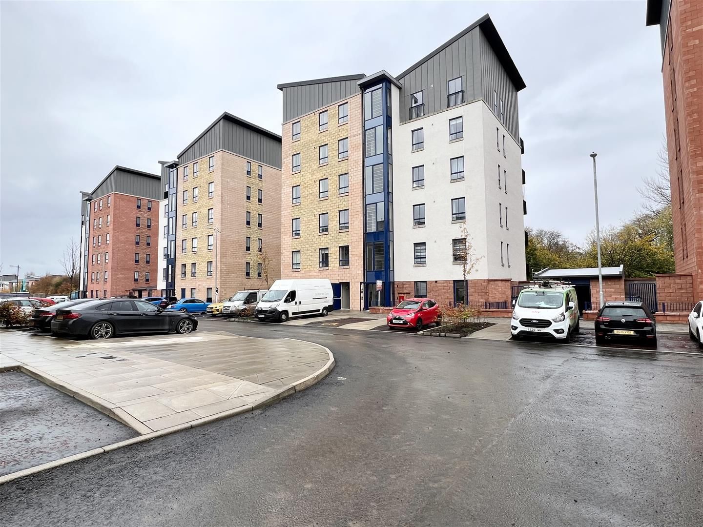 New home, 2 bed flat for sale in Richmond Park Terrace, Oatlands