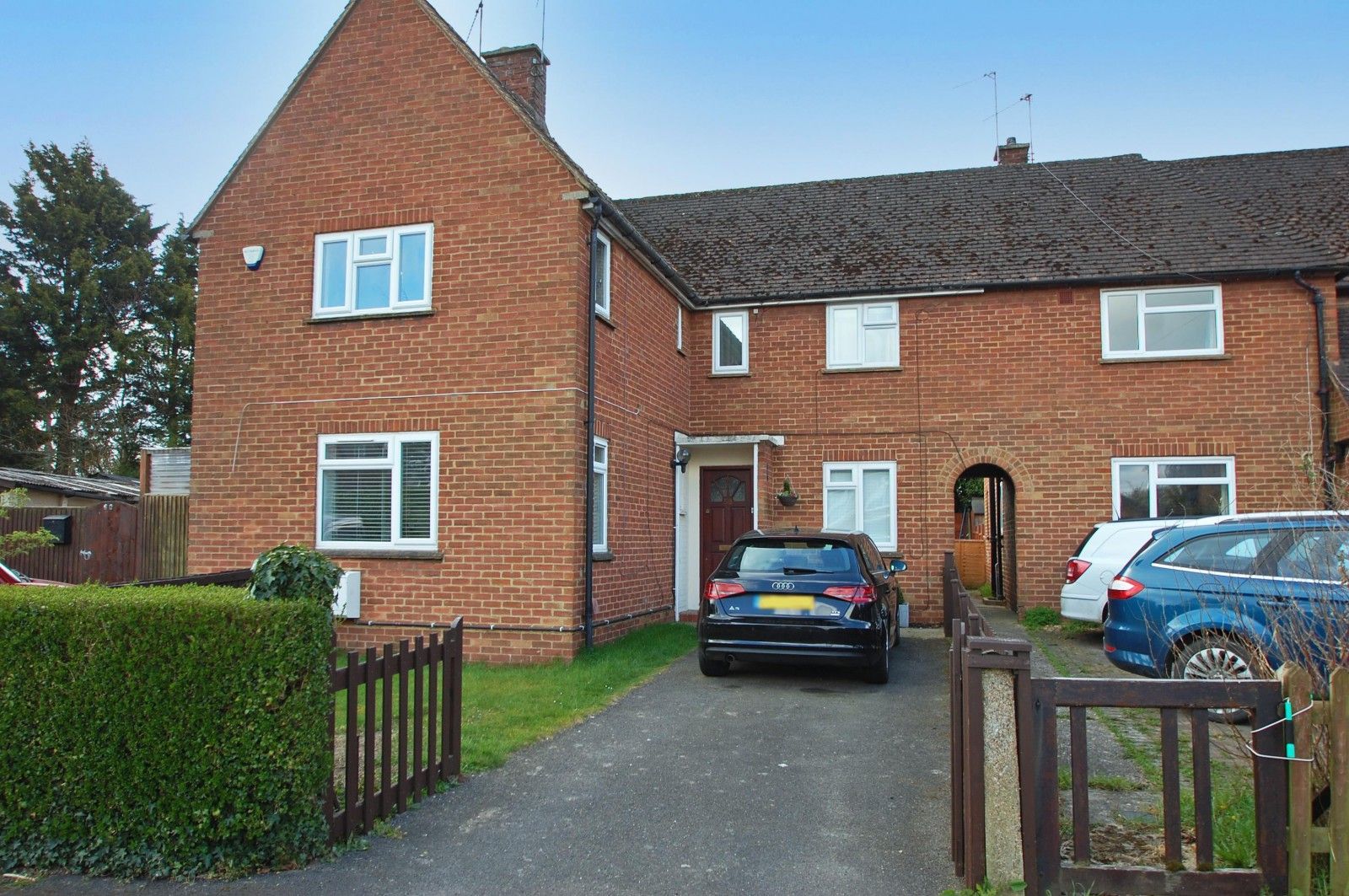 2 bed flat for sale in Narcot Road, Chalfont St. Giles, Buckinghamshire