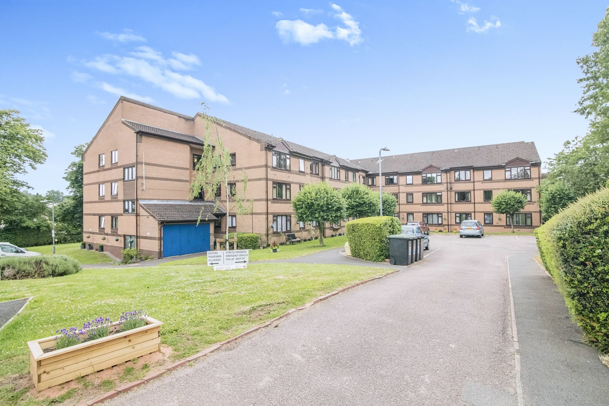2 bed flat for sale in Monyhull Hall Road, Birmingham B30 Zoopla