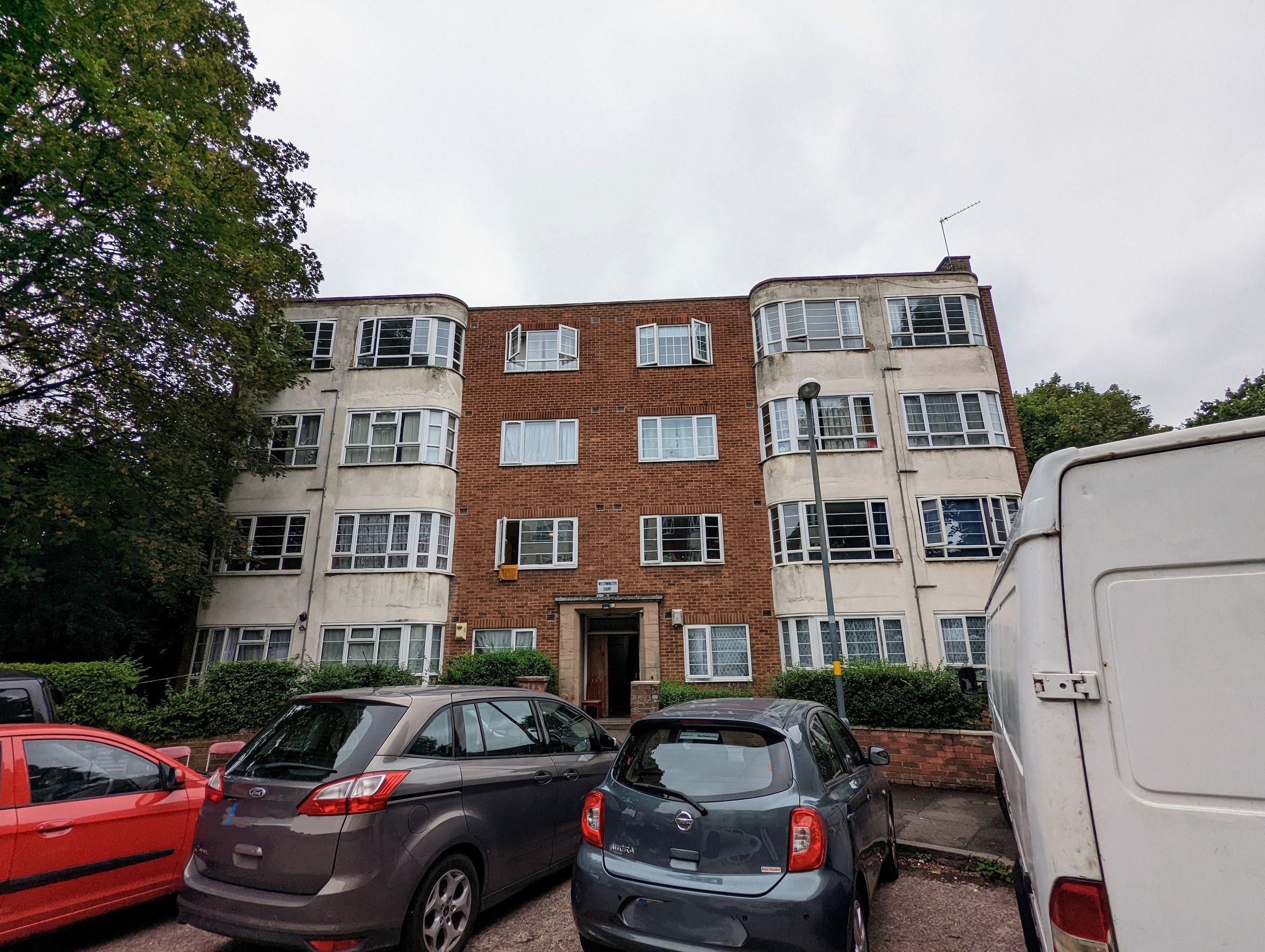 3 bed flat to rent in Lyndon Close, Handsworth, Birmingham B20 Zoopla