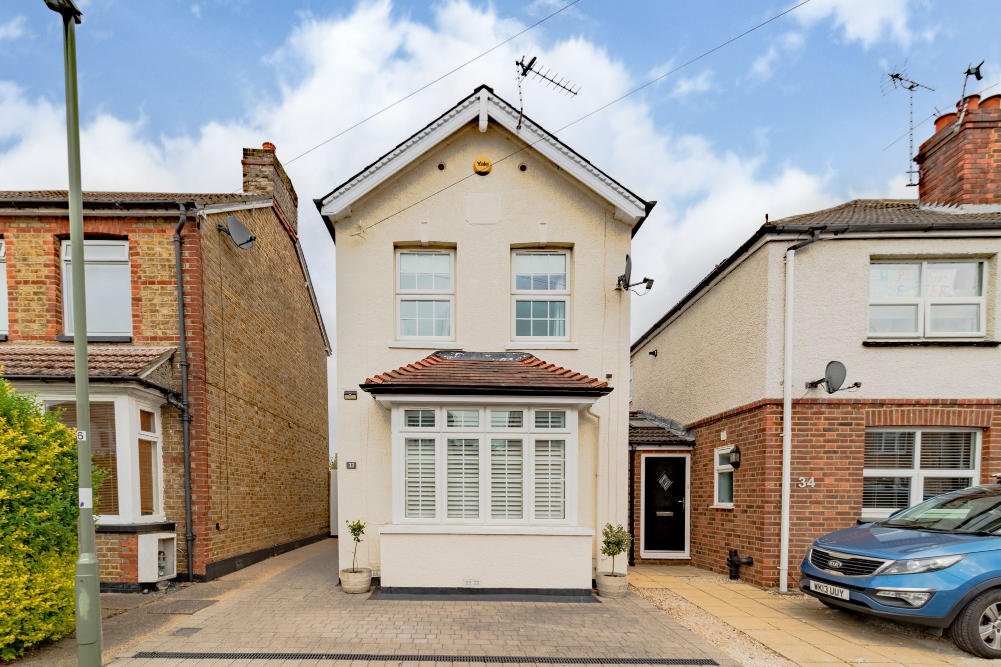 3 bed detached house for sale in Park Avenue, Egham TW20 Zoopla