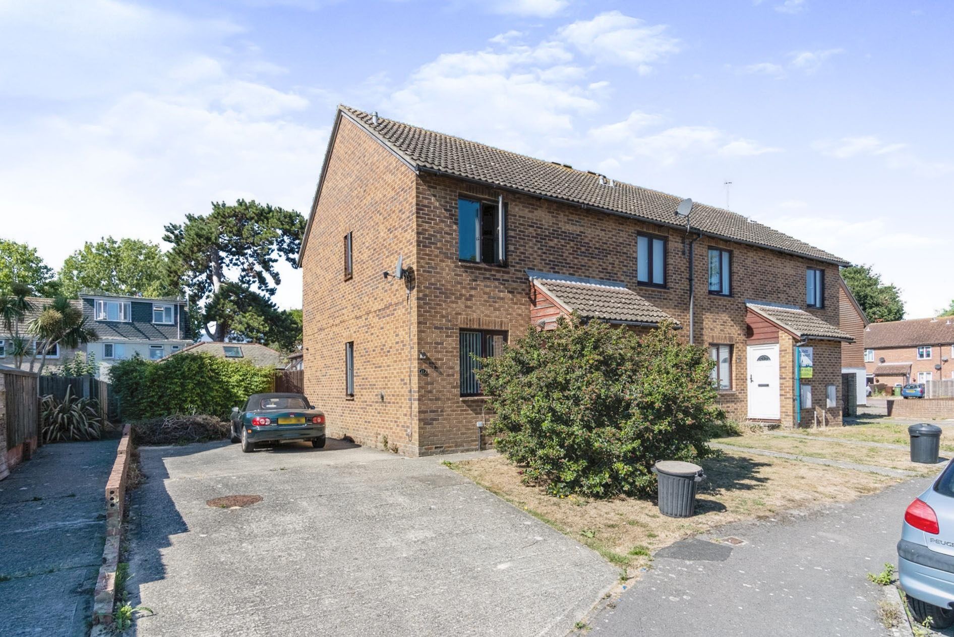 2 bed end terrace house for sale in Wadhurst Close, Bognor Regis PO21