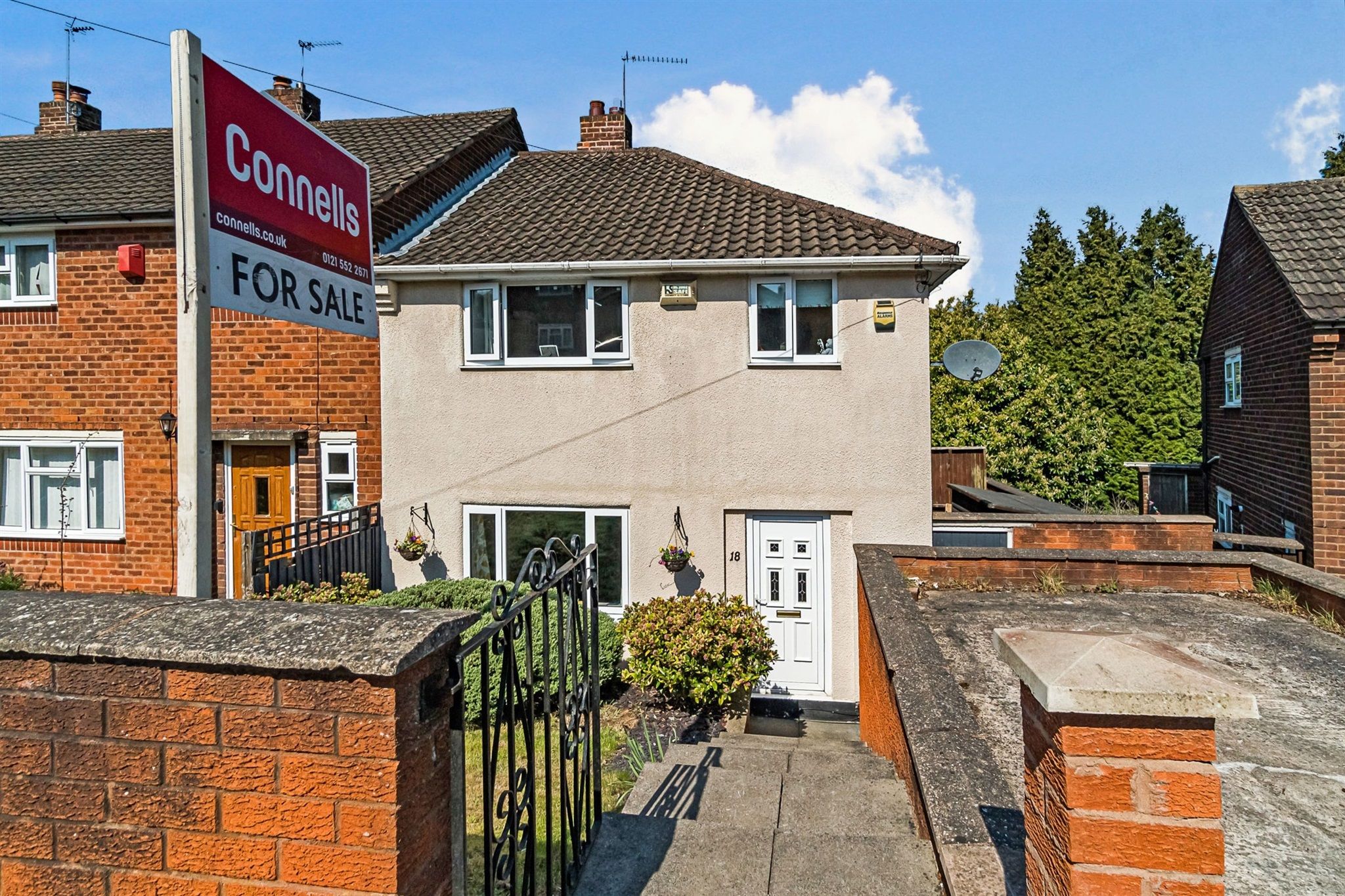 3 bed end terrace house for sale in Fairway Avenue, Tividale, Oldbury