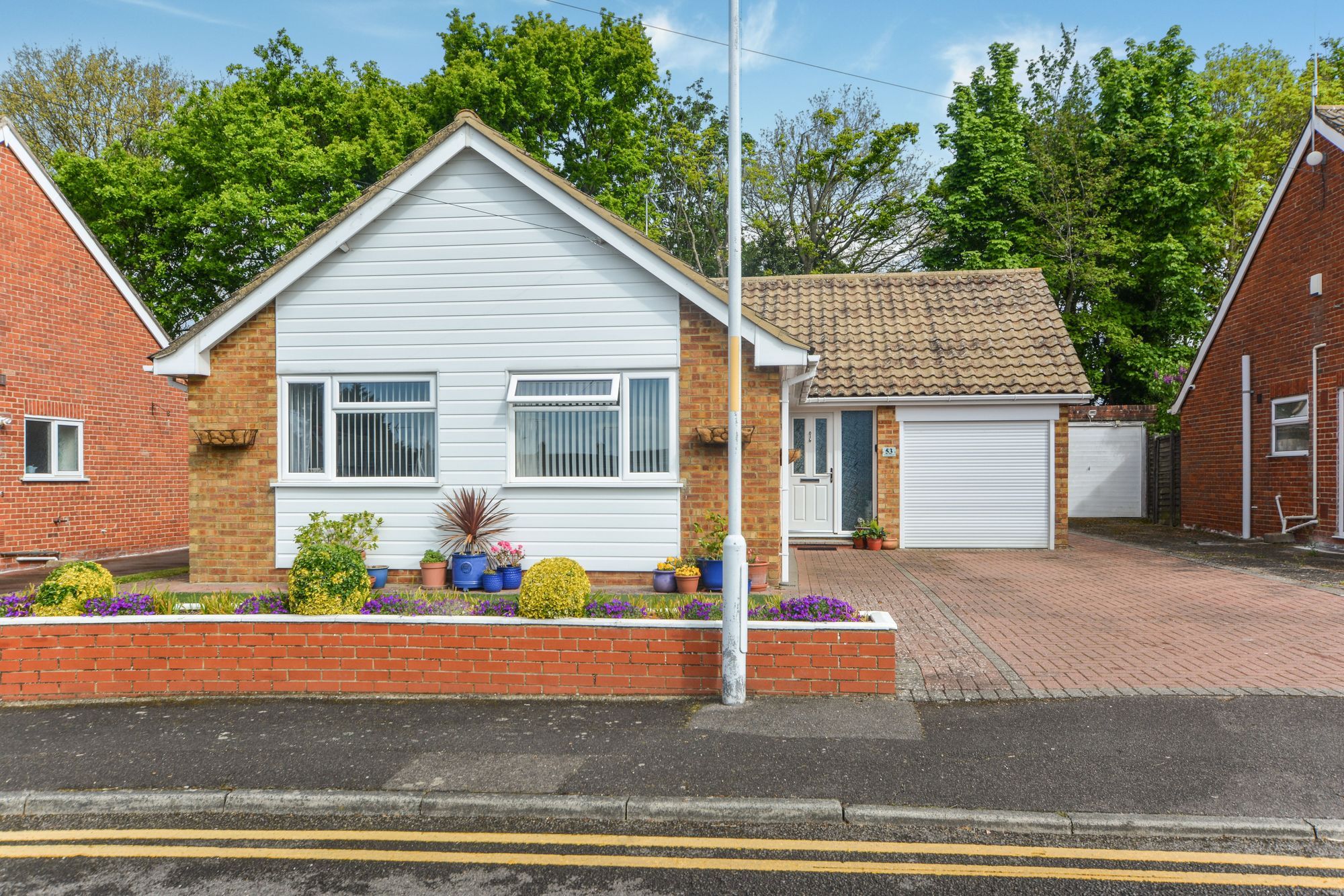 3 bed property for sale in Yeoman Gardens, Willesborough TN24 Zoopla