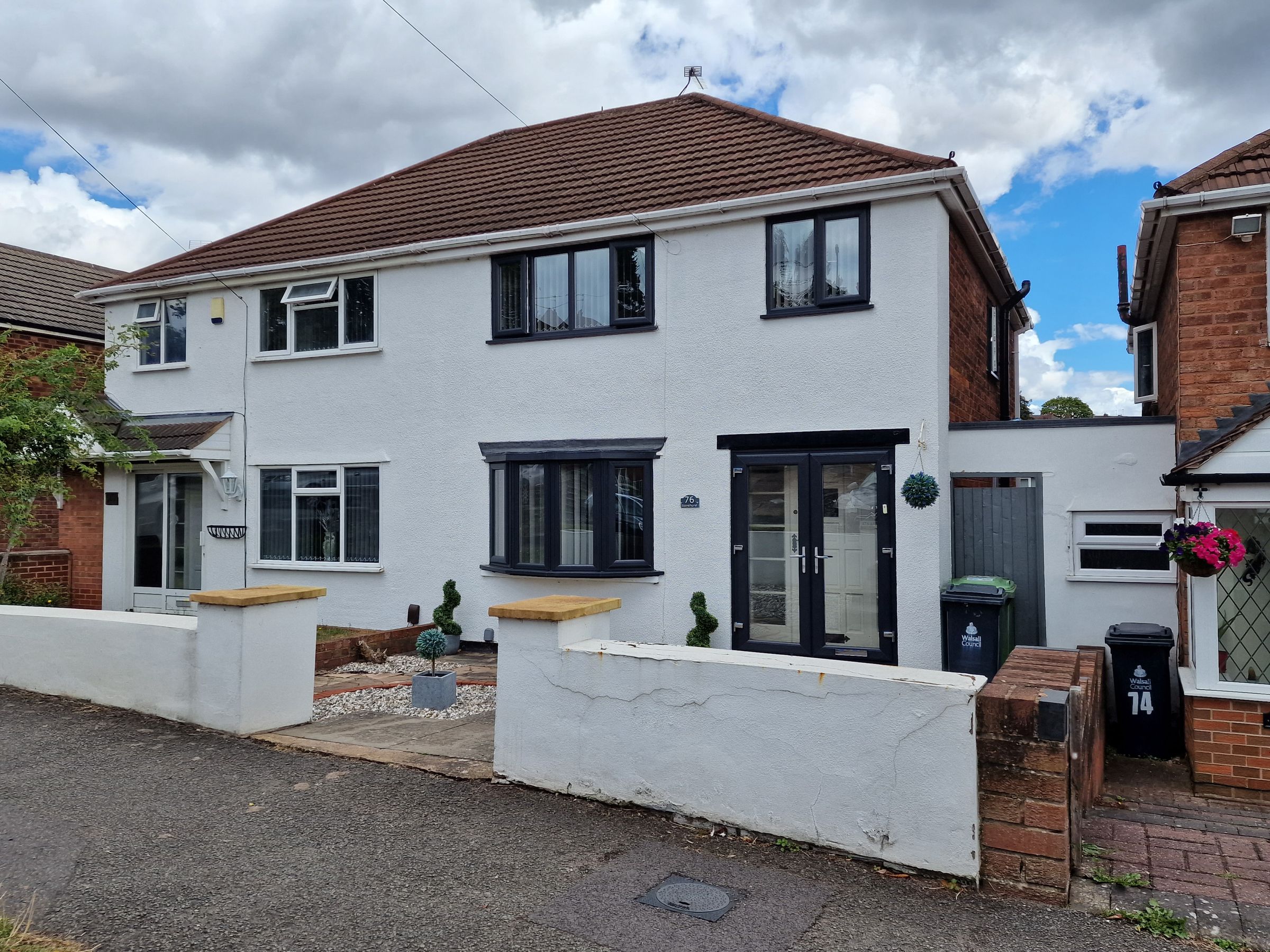 3 bed semidetached house for sale in Stonehurst Road, Great Barr B43