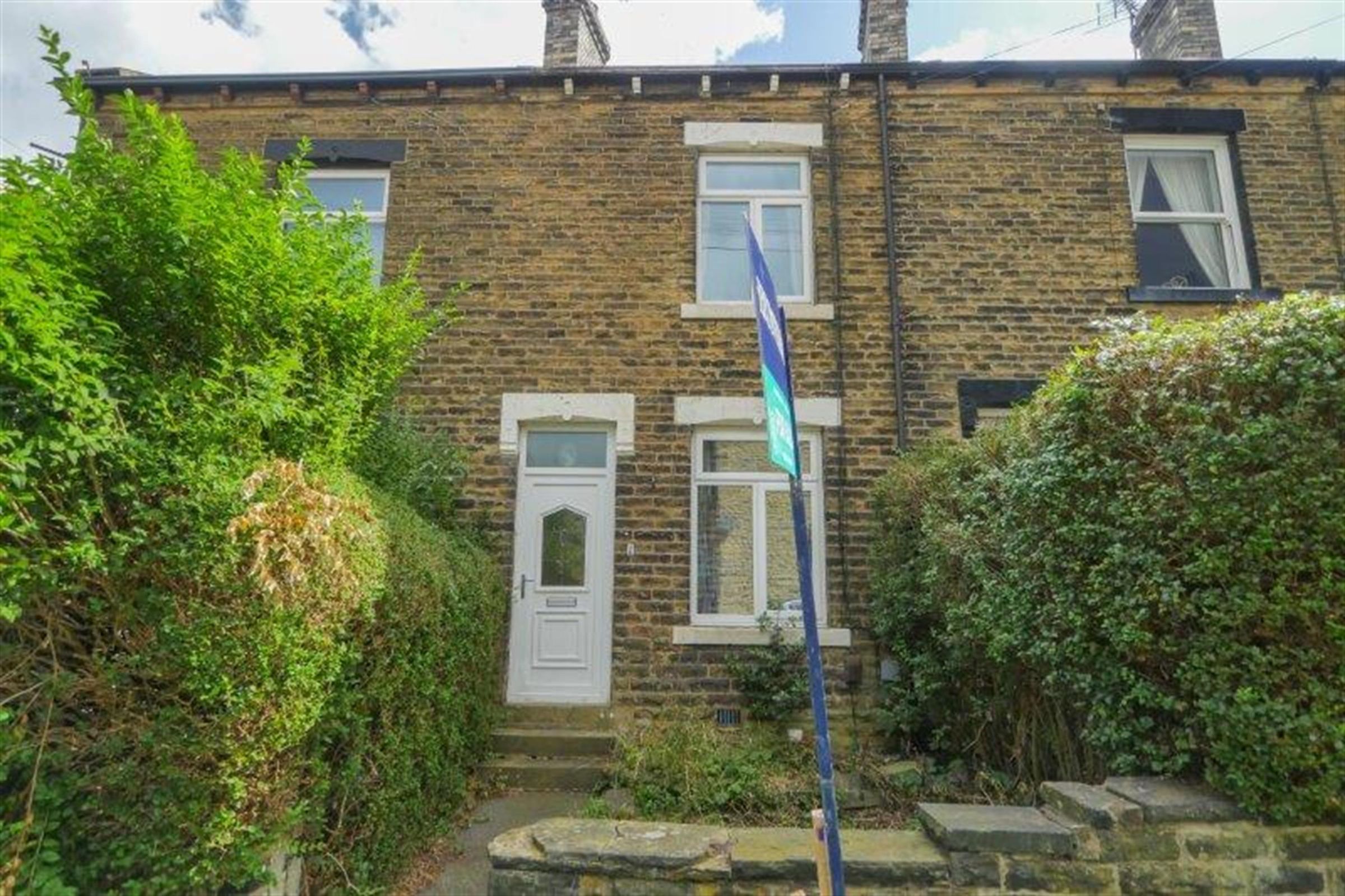 2 bed terraced house for sale in Hillthorpe Road, Pudsey LS28 Zoopla