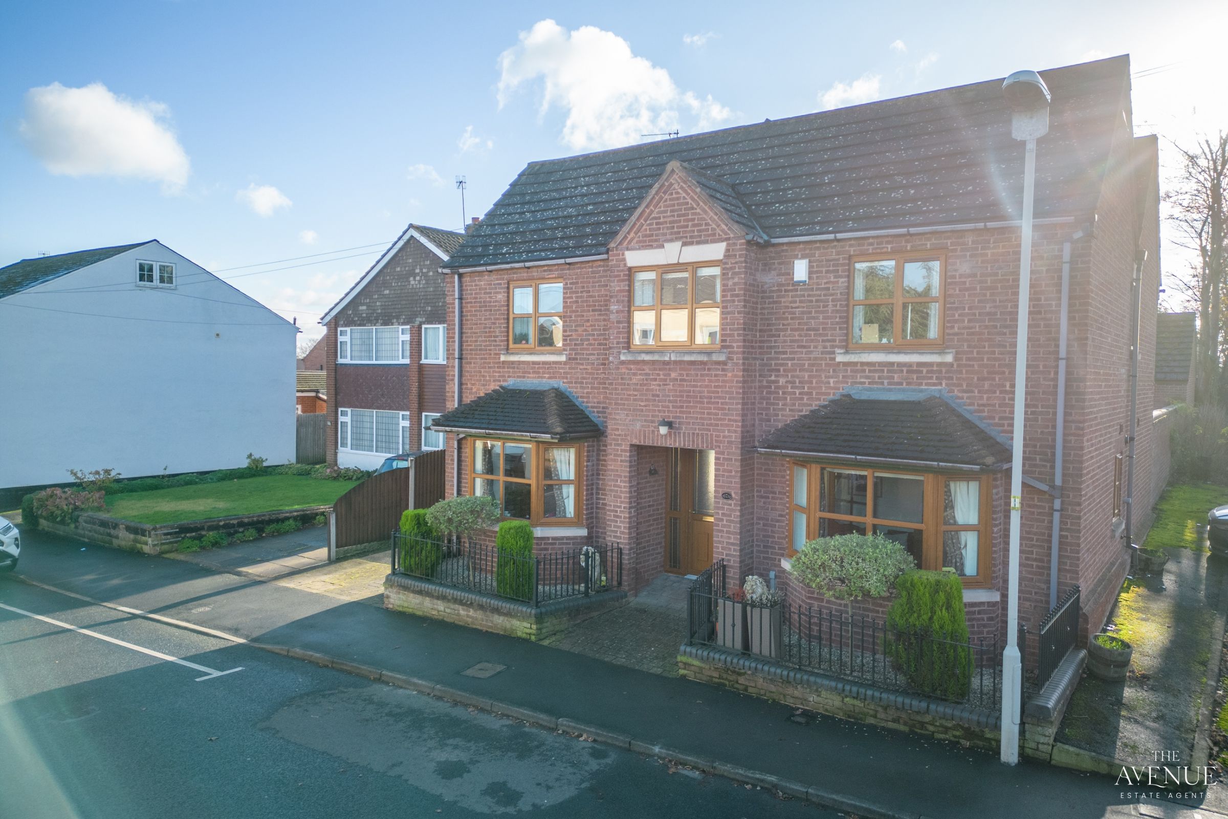 4 bed detached house for sale in Mount Pleasant, Kingswinford DY6 Zoopla