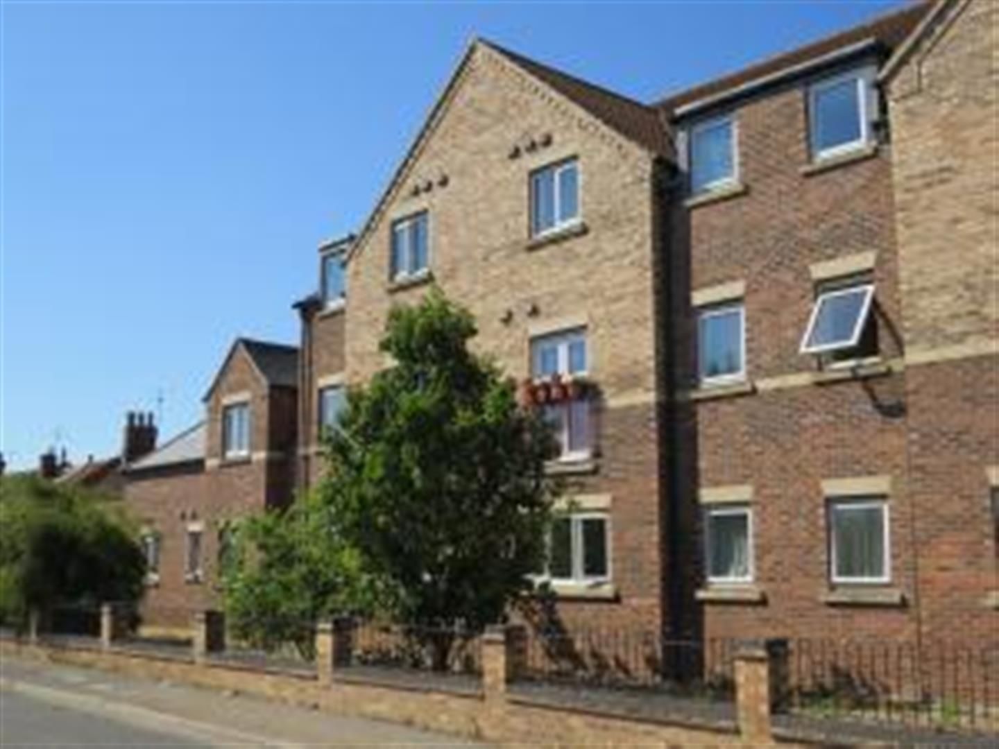 2 bed flat for sale in Wyberton West Road, Wyberton, Boston PE21 Zoopla