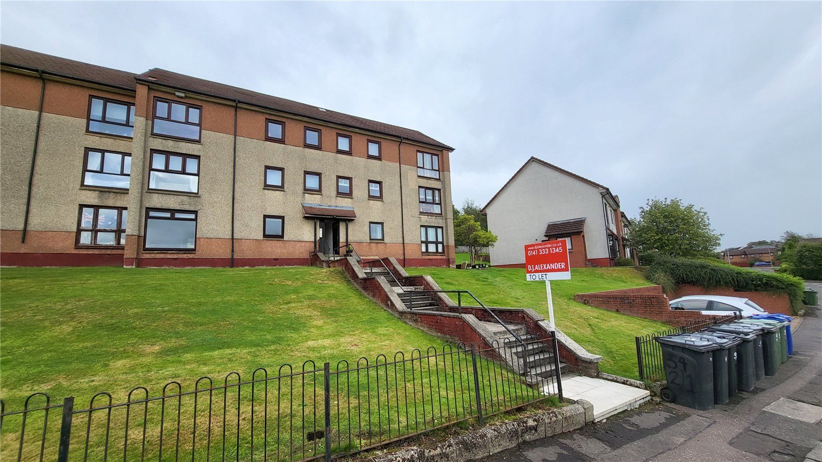 1 bed flat to rent in Moorfoot Avenue, Paisley, Renfrewshire PA2 Zoopla