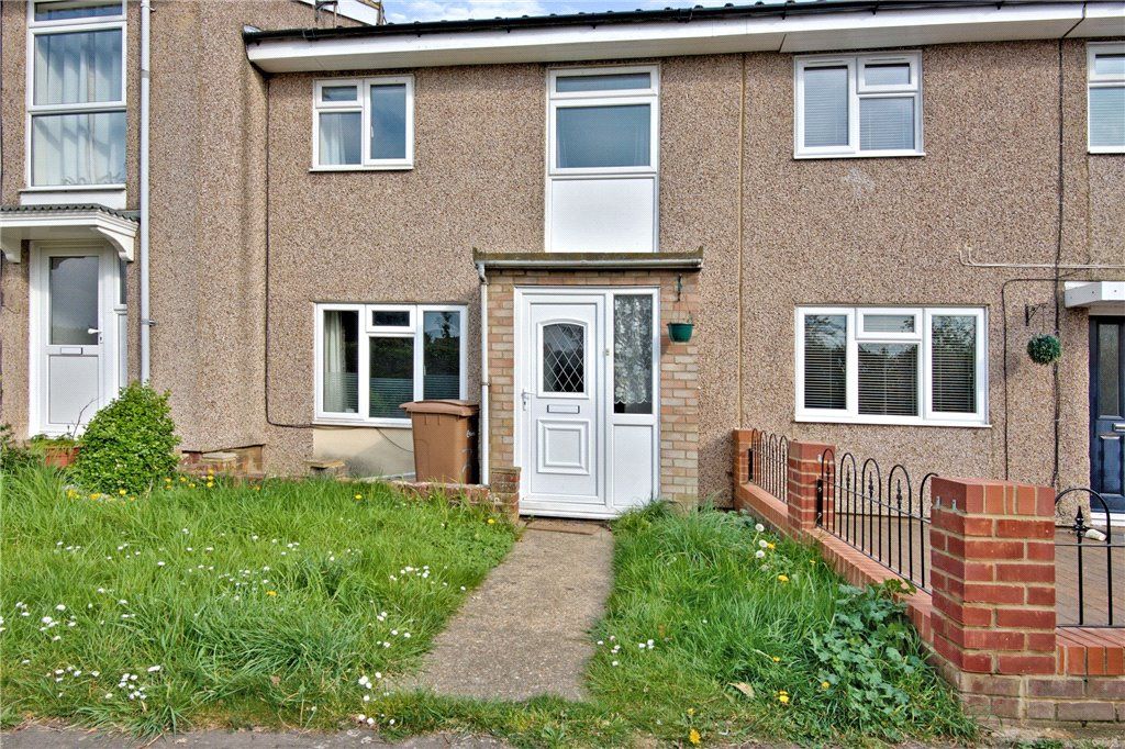 3 bed terraced house for sale in Cramphorn Walk, Chelmsford, Essex CM1