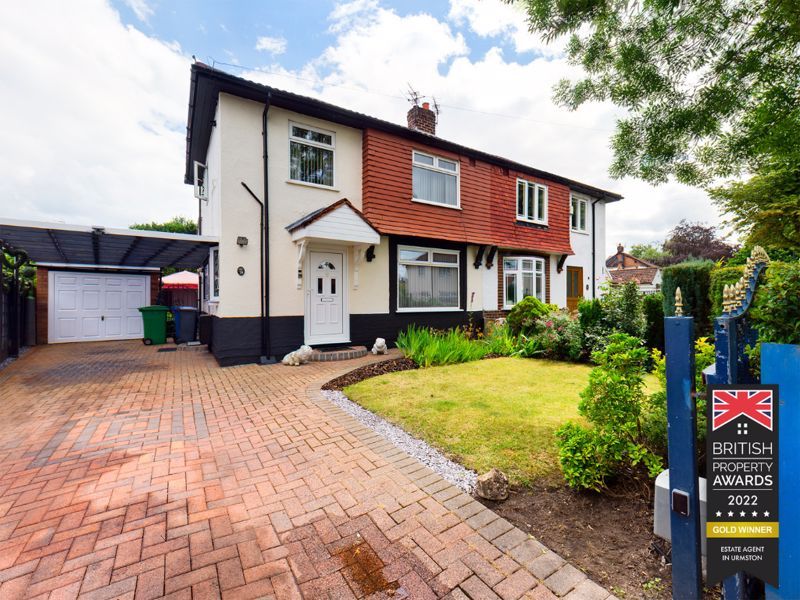 3 bed semidetached house for sale in Tintern Avenue, Flixton, Trafford