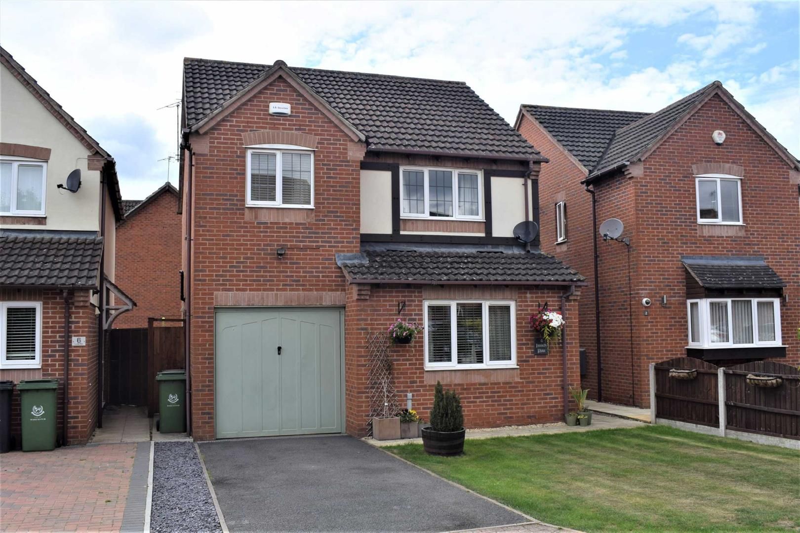 3 bed detached house for sale in Lundy Row, Worcester WR5 Zoopla