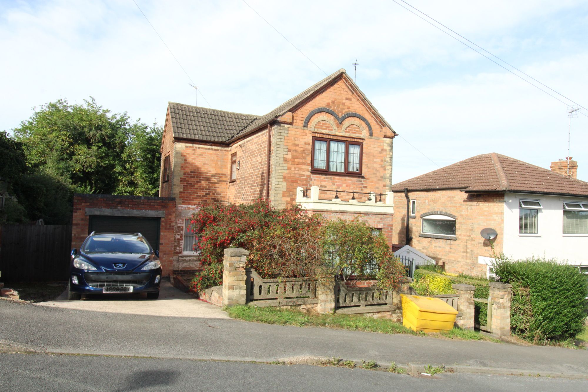 2 bed detached house for sale in Ivy Grove, Carlton, Nottingham NG4
