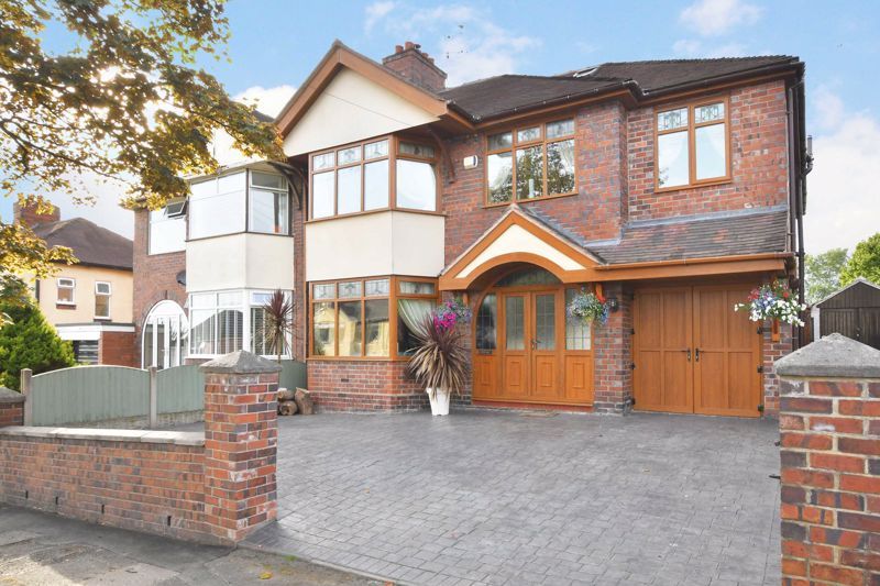 6 bed semidetached house for sale in Norman Avenue, Tunstall, StokeOn