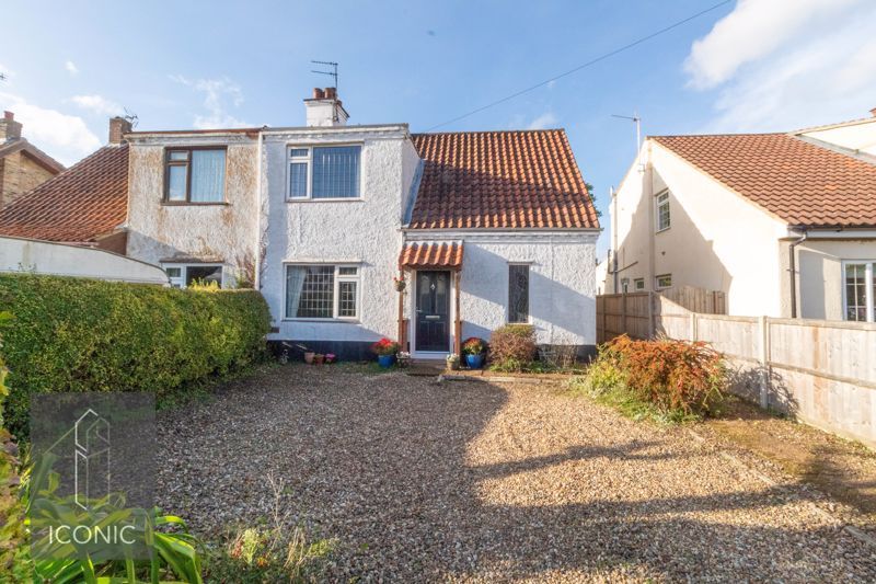 3 bed semidetached house for sale in Alford Grove, Sprowston, Norwich