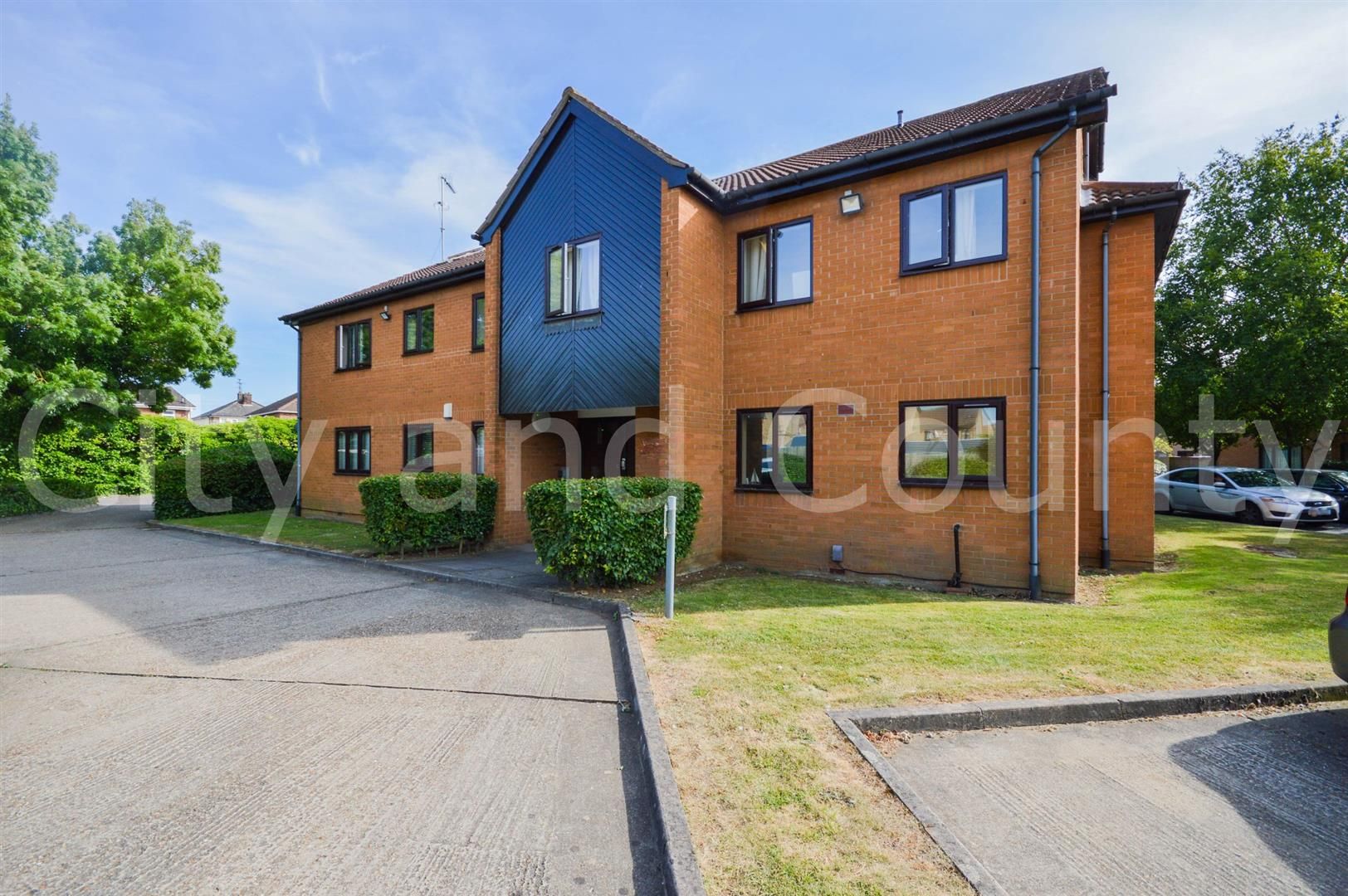 2 bed flat for sale in Stagshaw Drive, Peterborough PE2 Zoopla