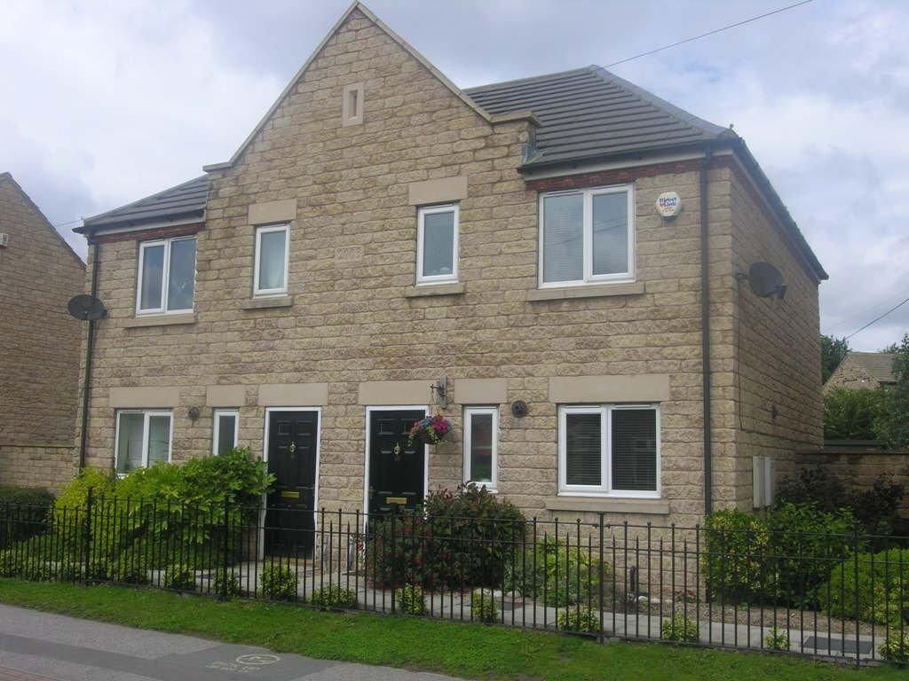 3 bed semidetached house to rent in Pasture View, Ackworth, Pontefract